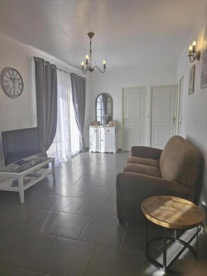 Imagen sin descripción, 2 de 17, botón