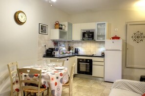 Microwave, oven, dishwasher
