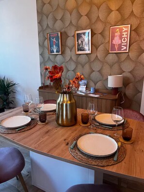 Dining - Town house (Vichy)