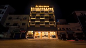 واجهة المنشأة