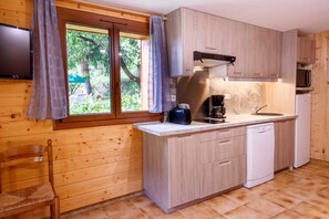 Microwave, oven, dishwasher