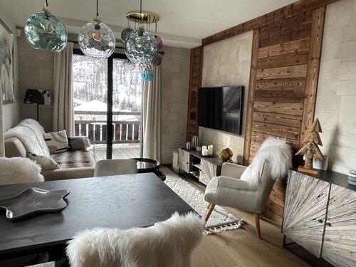 Snow World - AURON - SAINT ETIENNE DE TINEE