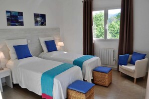 3 bedrooms, travel cot, free WiFi - La Rose - Bendejun - Gîte (Bendejun)