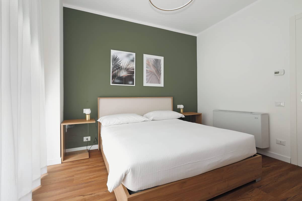 Economy Apartment, City View | Free WiFi, bed sheets