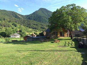 Outdoor dining - La Grange de Saint Roch (VALDEBLORE)