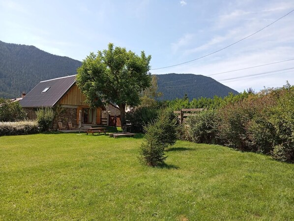 Property grounds - La Grange de Saint Roch (VALDEBLORE)