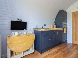 Interior - Honeypot Hideaways - Manuka (Chester)