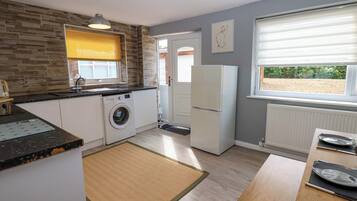 Peralatan masak/sendok-piring