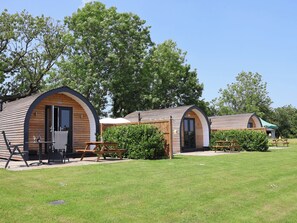 Exterior - Honeypot Hideaways - Clover (Chester)