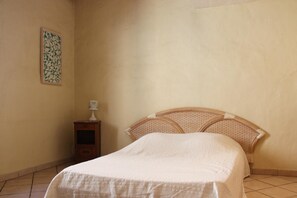 2 slaapkamers, reisbedje, gratis wifi