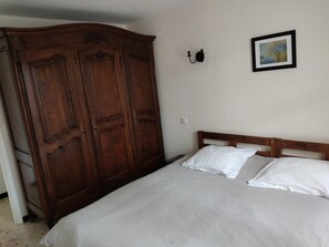 1 chambre, accès au Wi-Fi (inclus)