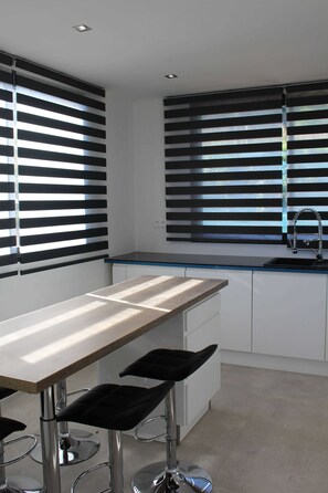Microwave, oven, dishwasher