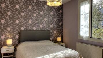 1 chambre, lit parapluie