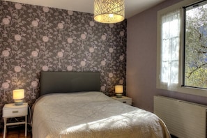 1 chambre, lit parapluie