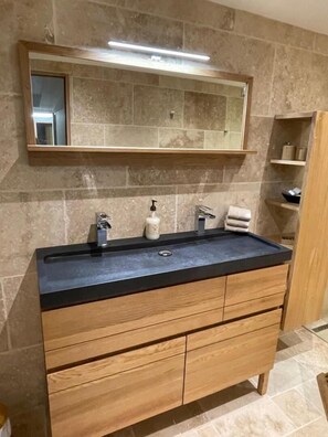 Shower - Perle Riviera - MENTON (MENTON)