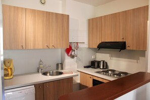 Mikrowelle, Ofen, Geschirrspüler