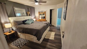 2 bedrooms, iron/ironing board, WiFi, bed sheets