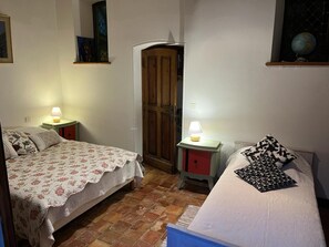 1 chambre, lit parapluie, Wi-Fi gratuit