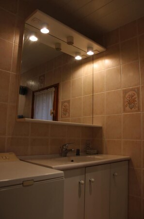 Shower - Le Belvédère - BELVEDERE (BELVEDERE)