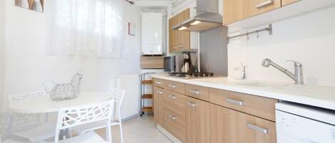 Microwave, oven, dishwasher