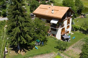 Esterni