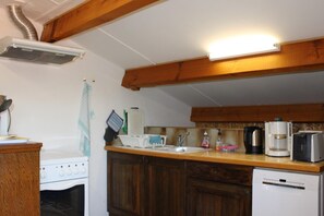 Microwave, oven, dishwasher