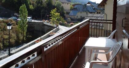 Ancolie - ENTRAUNES - Gîte