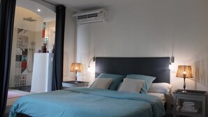 1 室のベッドルーム、WiFi (無料)