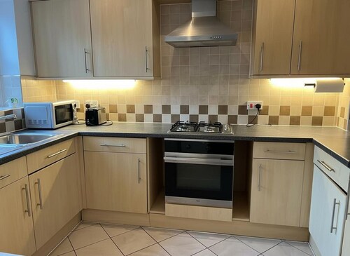 Spacious Comfortable Central Derby 2-bed Apartment