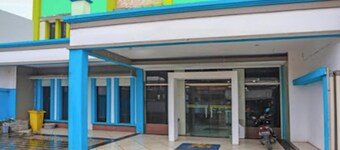 Costel Sahabat Bandara