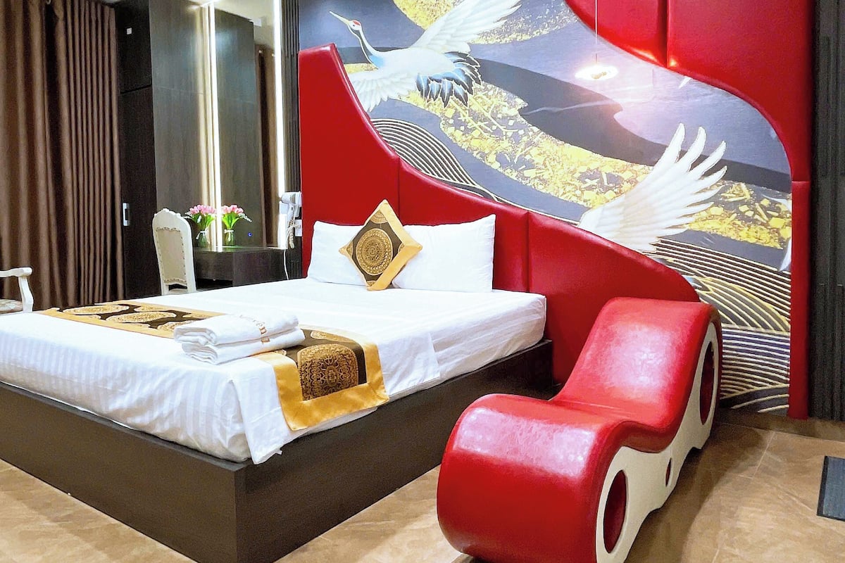 Deluxe Room | Desk, laptop workspace, free WiFi