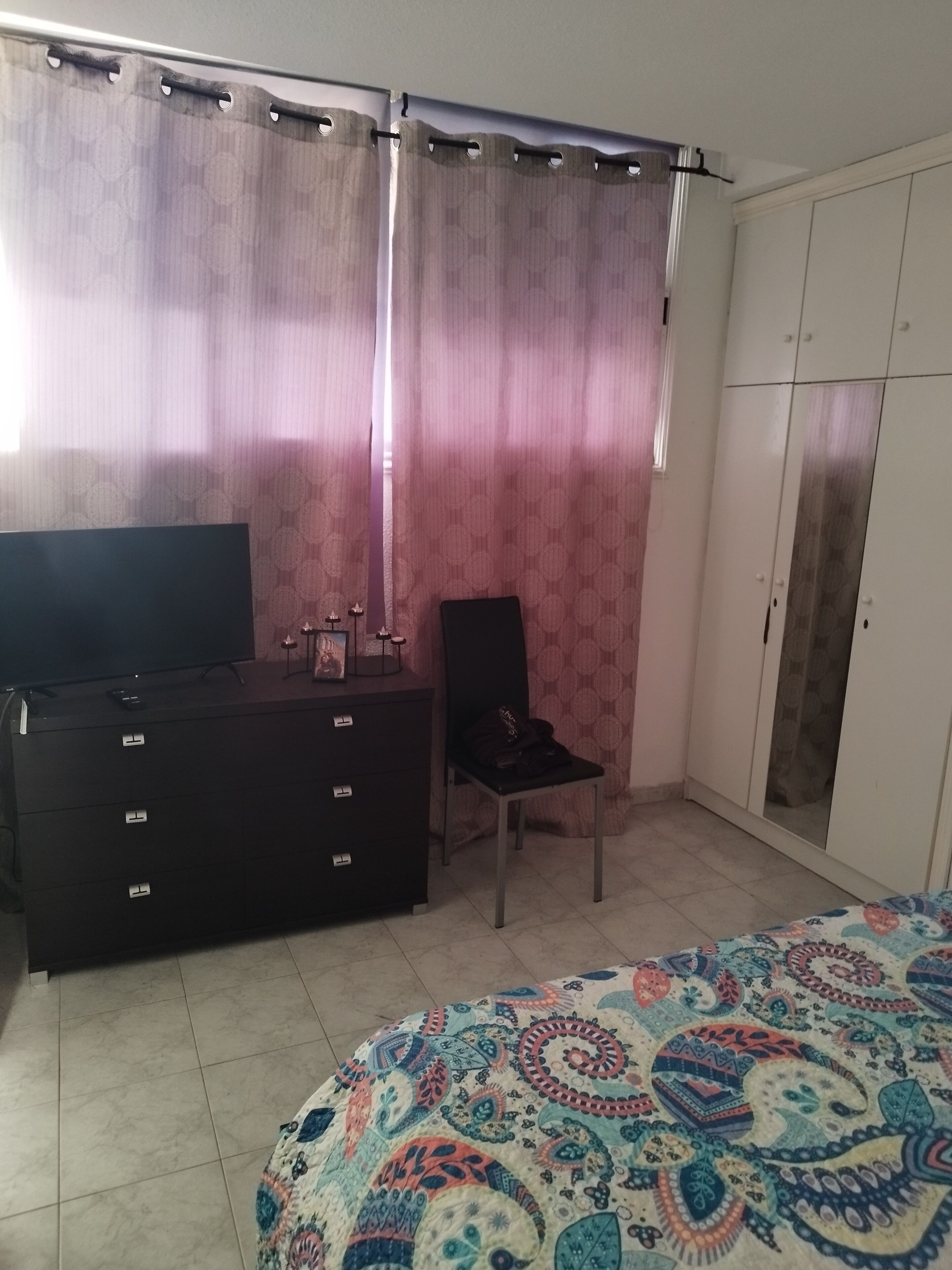 1 sovrum, strykjärn/strykbräda, wi-fi och sängkläder