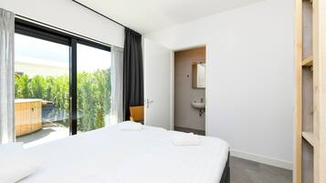 8 chambres, lit parapluie, Wi-Fi, draps fournis