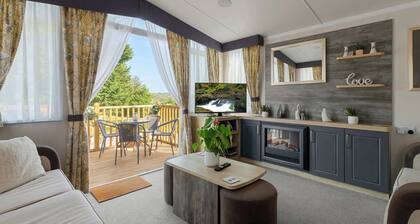 Lake View Escape-Fishing,Heated Pool 500yrds away