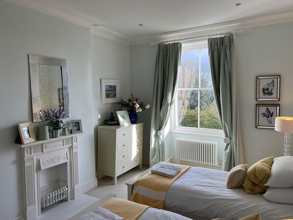 5 bedrooms, individually decorated, individually furnished, free WiFi