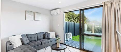 Televisie en een kantoor