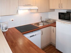 Fridge, microwave, dishwasher
