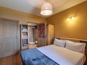 2 bedrooms, free WiFi