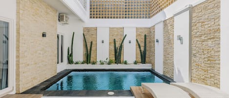 Udendørs pool