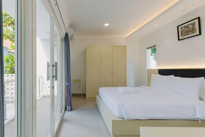 Villa básica | Decoración personalizada y muebles diferentes 