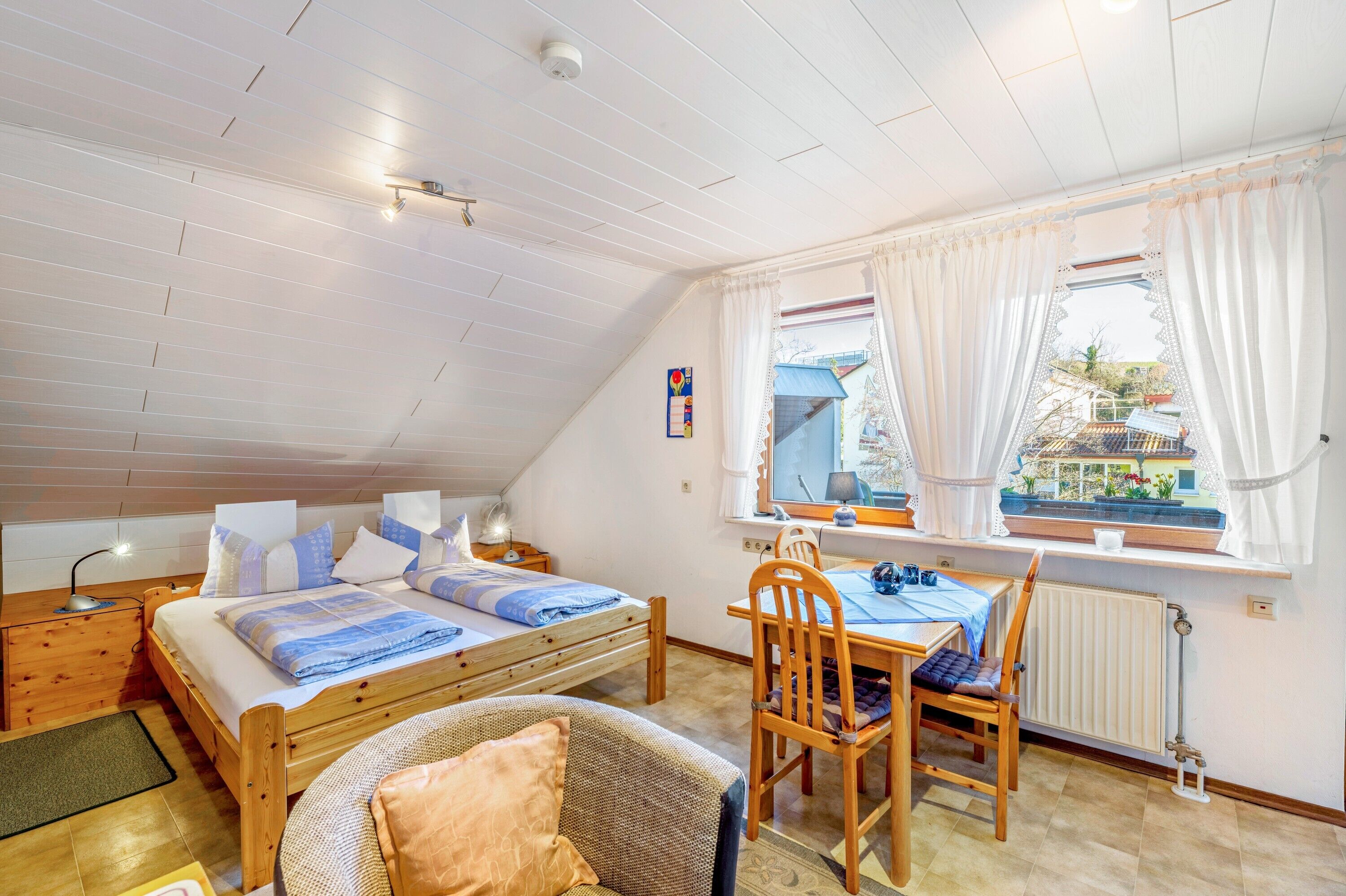 1 室のベッドルーム、WiFi、ベッドシーツ