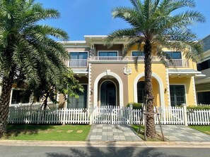 Exterior - WONDERLAND ROYAL MANSIONS HO TRAM (Ho Chi Minh City)