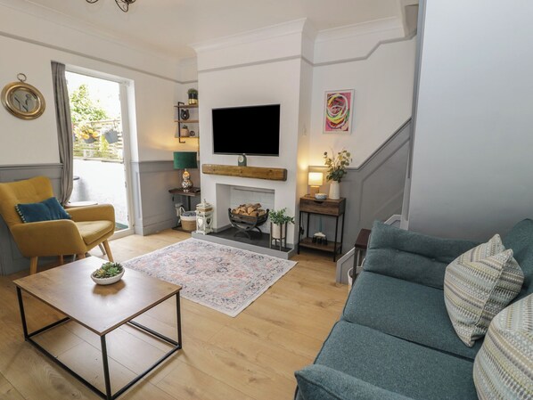 Cottage | Living area - Mid Haven Cottage (Conwy)