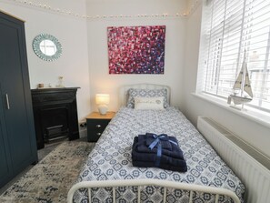 Cottage | 3 bedrooms, individually decorated, individually furnished, free WiFi