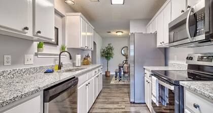 7 beds~10 mins to Ft Jackson!