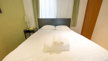3 bedrooms, iron/ironing board, internet
