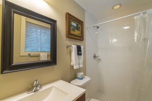 淋浴设施、吹风机