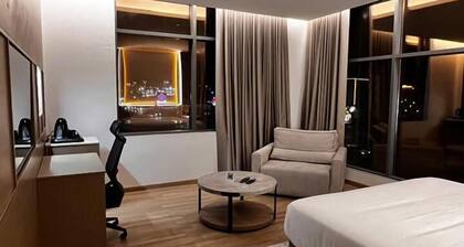 Elegant Hotel