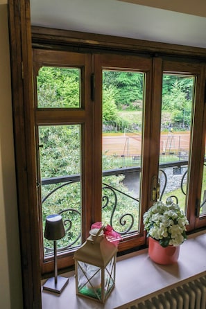 Apartment, Garden View | Living area
