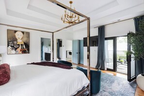 3 chambres, fer et planche à repasser, Wi-Fi, draps fournis